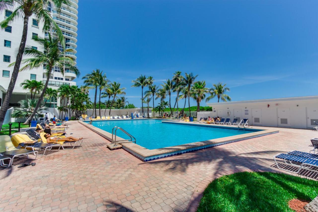 Oceanfront Studio Casablanca Miami Beach Exterior foto